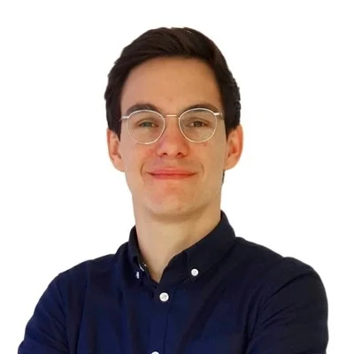 Portrait von Dennis Frieß